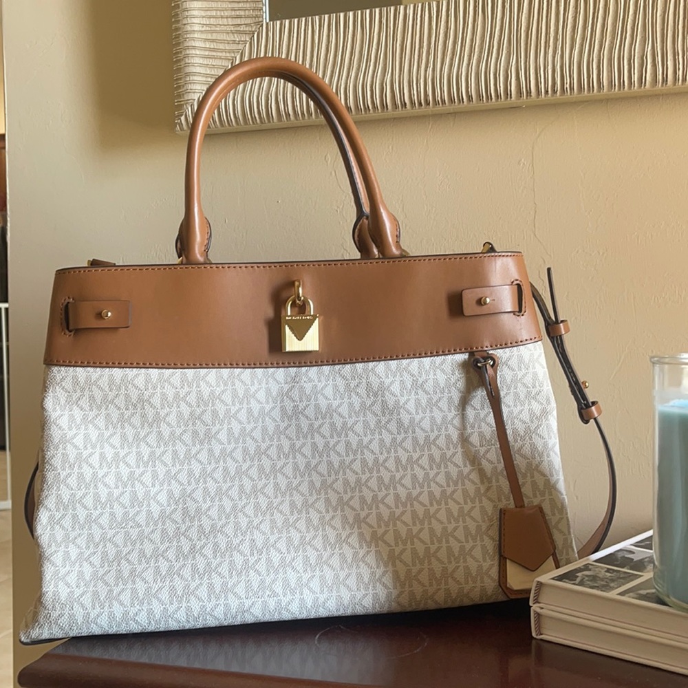 MK Purse